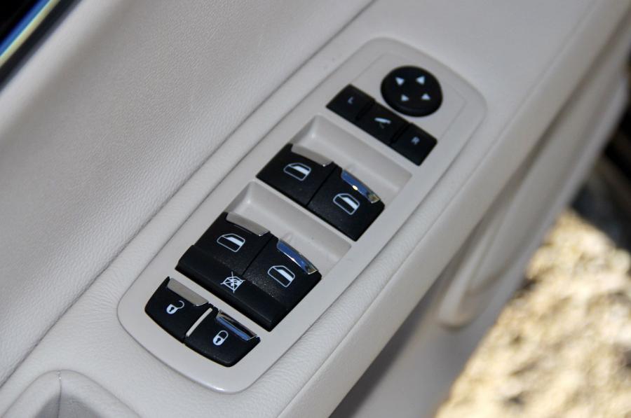  Maserati Quattroporte 2014 года  (фото 5 из 52)